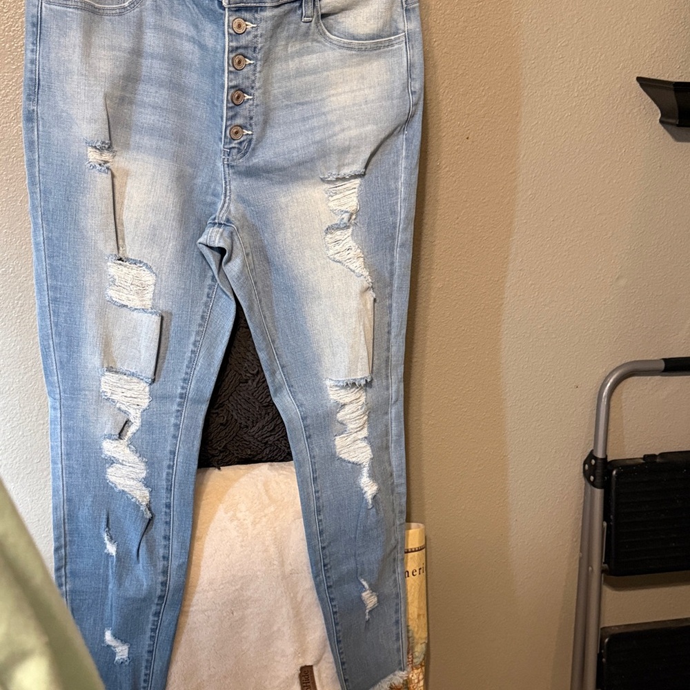 KanCan Light Blue Distressed Skinny Jeans